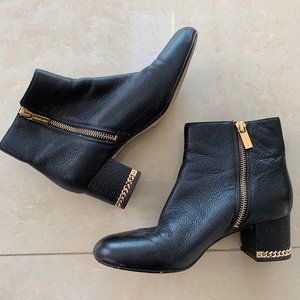 Michael Kors Ankle Bootie